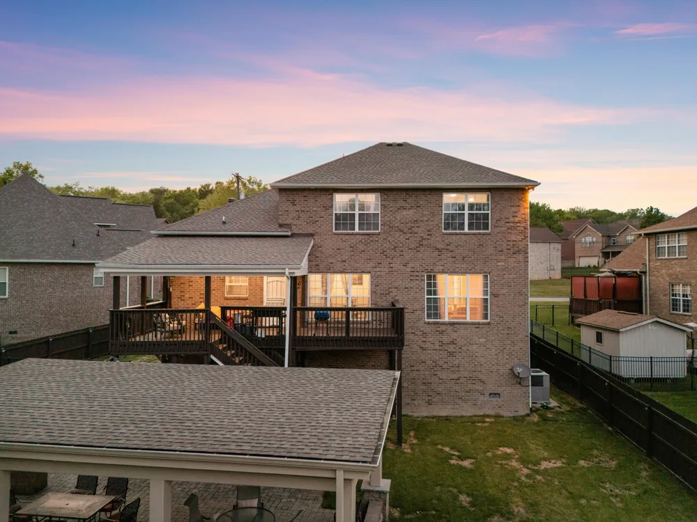 4277 October Woods Dr Antioch, TN 37013