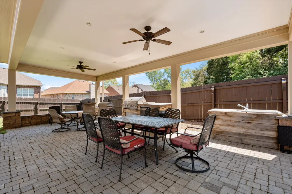 4277 October Woods Dr Antioch, TN 37013