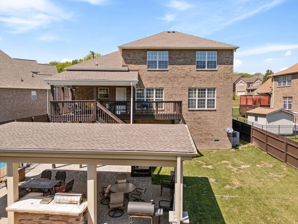 4277 October Woods Dr Antioch, TN 37013
