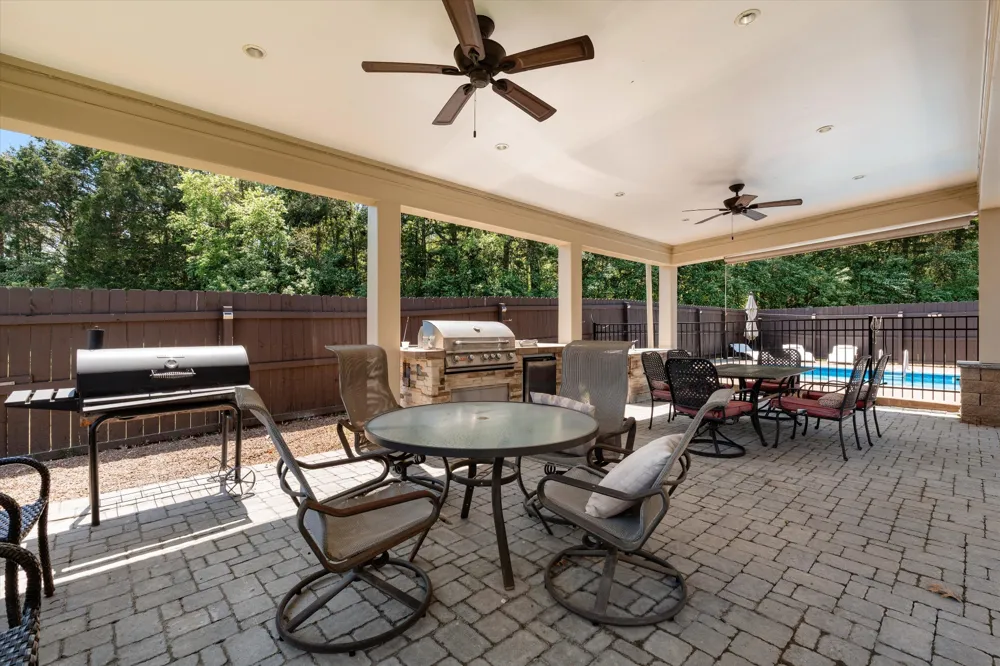 4277 October Woods Dr Antioch, TN 37013