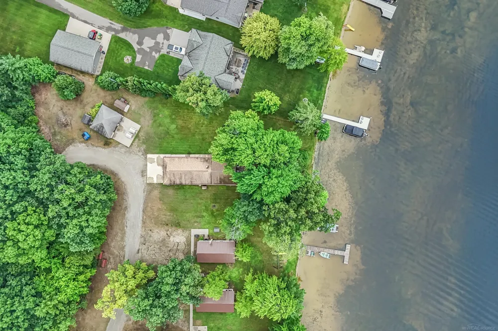 1932 W Parklane Lane Sherman Township, MI 49349