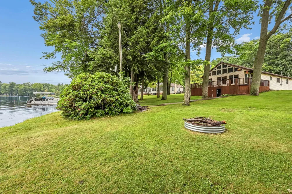 1932 W Parklane Lane Sherman Township, MI 49349