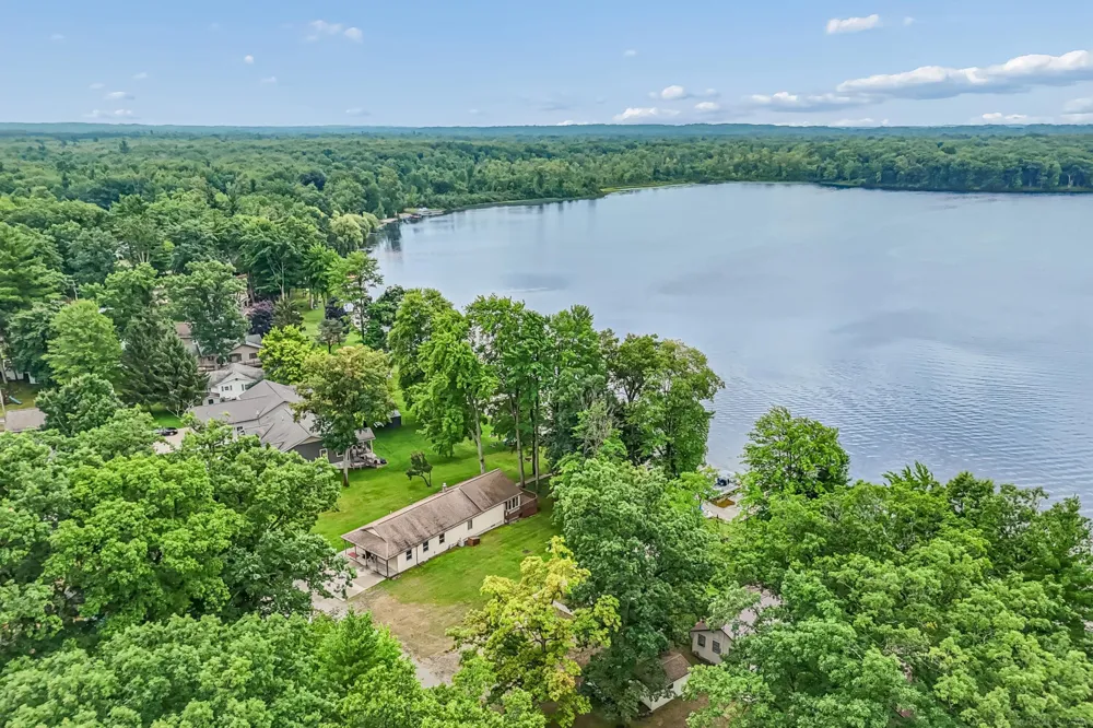 1932 W Parklane Lane Sherman Township, MI 49349