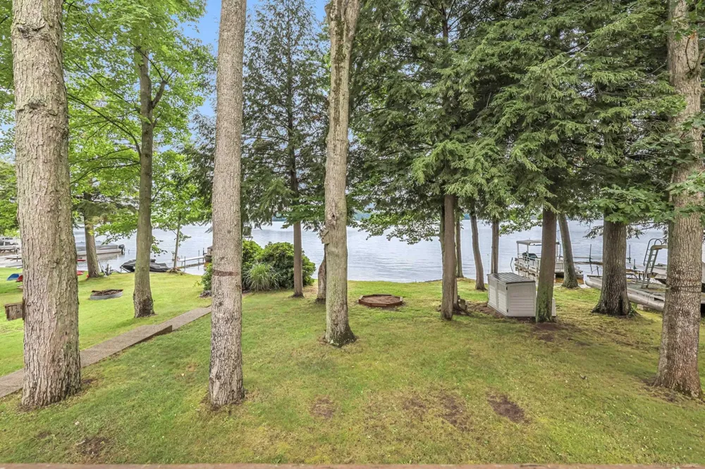 1932 W Parklane Lane Sherman Township, MI 49349