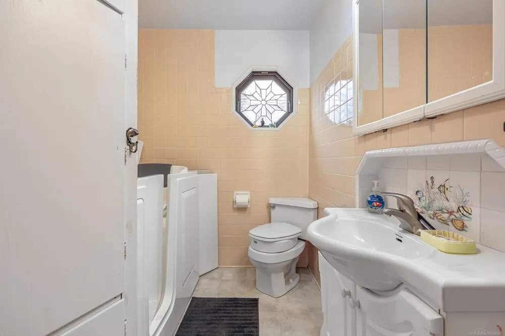 1932 W Parklane Lane Sherman Township, MI 49349