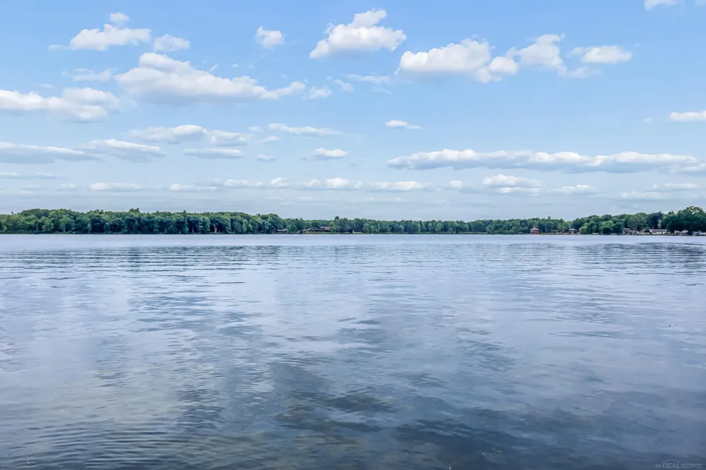 1932 W Parklane Lane Sherman Township, MI 49349