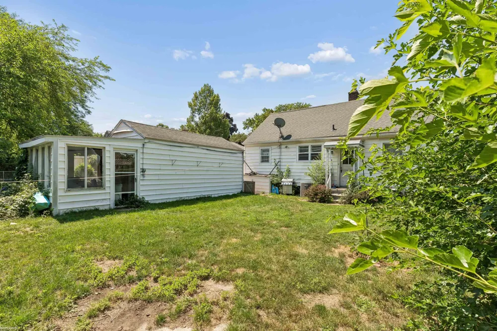 3440 Cherry Street Port Huron City, MI 48060