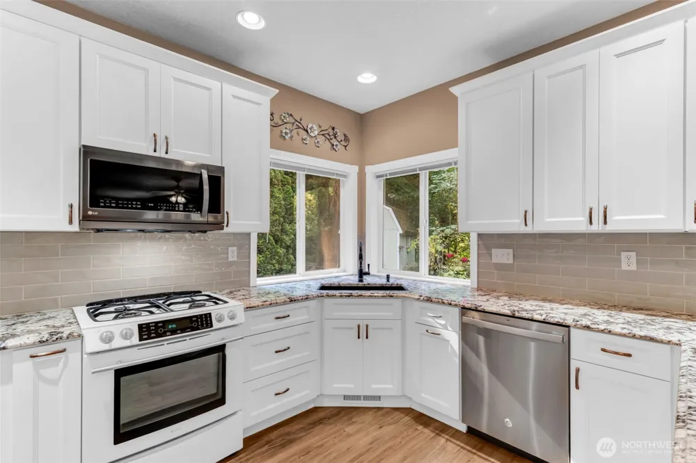 10900 NE 26th Avenue Vancouver, WA 98686