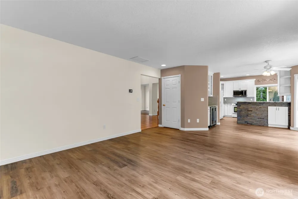 10900 NE 26th Avenue Vancouver, WA 98686