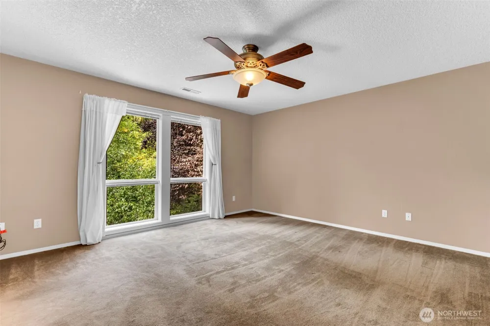 10900 NE 26th Avenue Vancouver, WA 98686