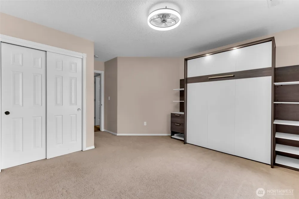 10900 NE 26th Avenue Vancouver, WA 98686
