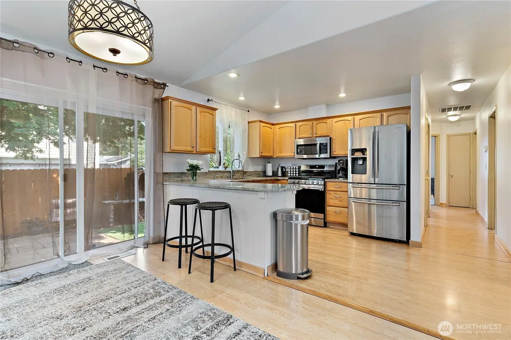 4828 College Lane SE Lacey, WA 98503