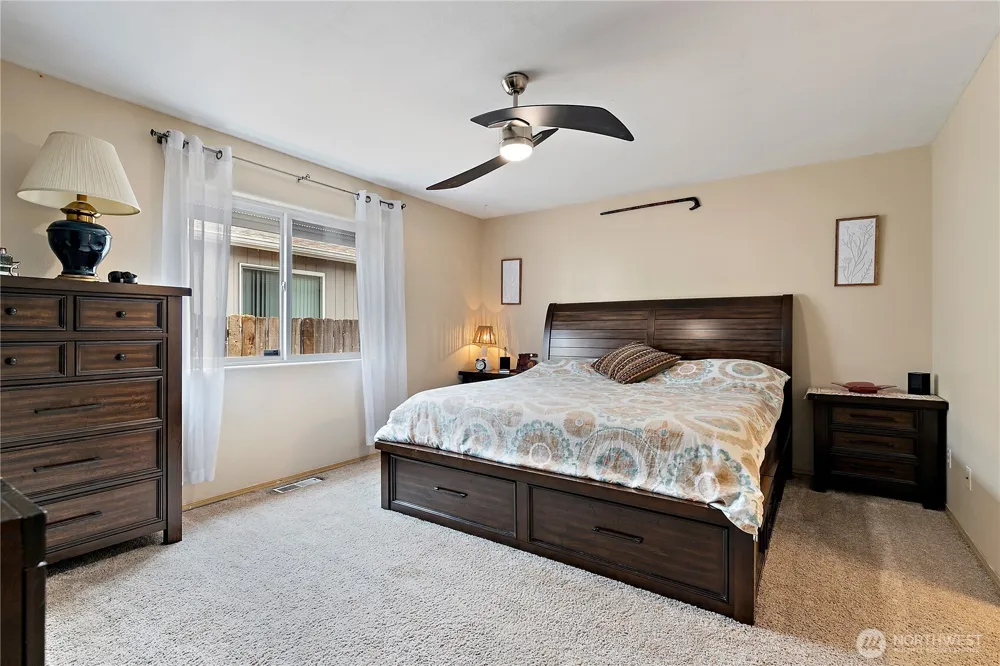 4828 College Lane SE Lacey, WA 98503