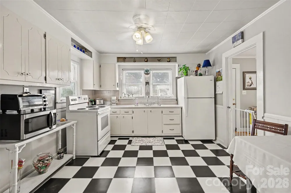 1506 S Morgan Street Shelby, NC 28152