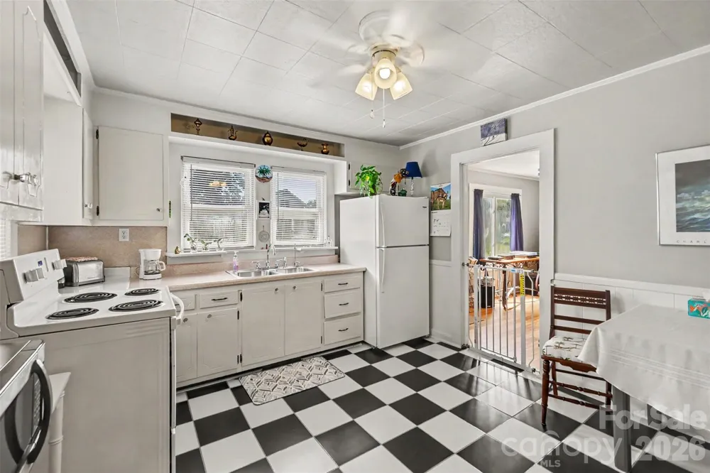 1506 S Morgan Street Shelby, NC 28152