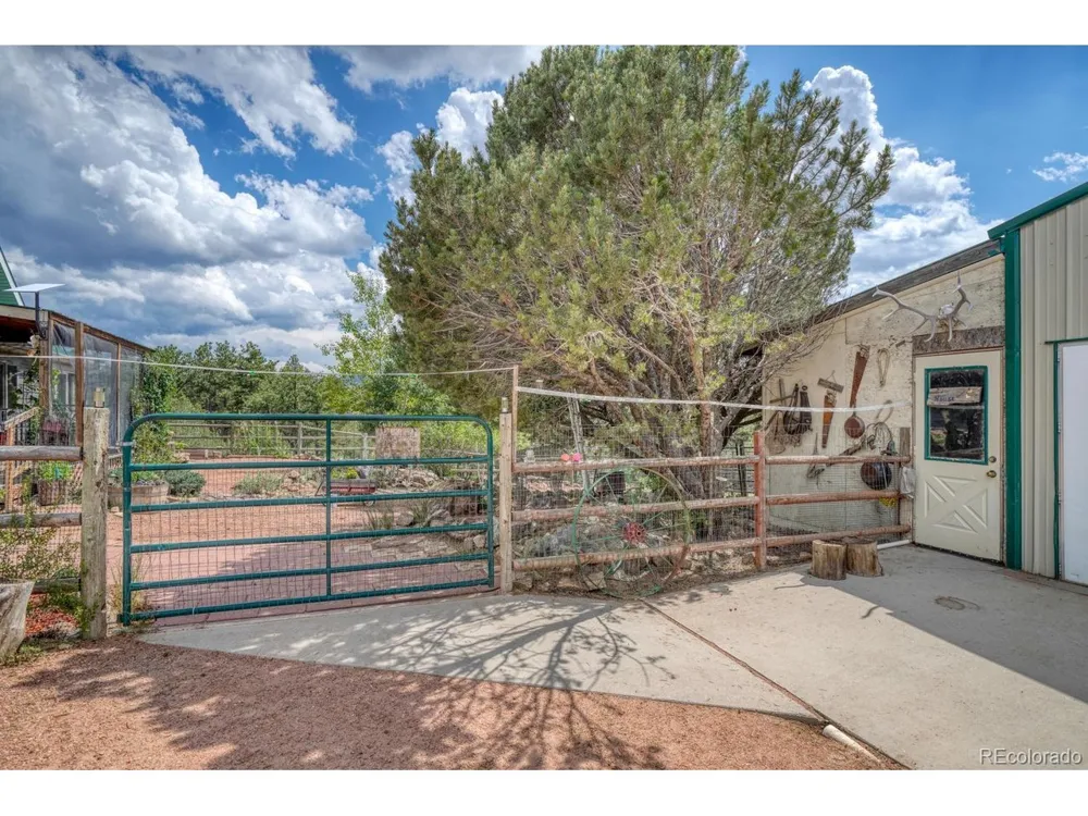 24 Lambert Road Westcliffe, CO 81252