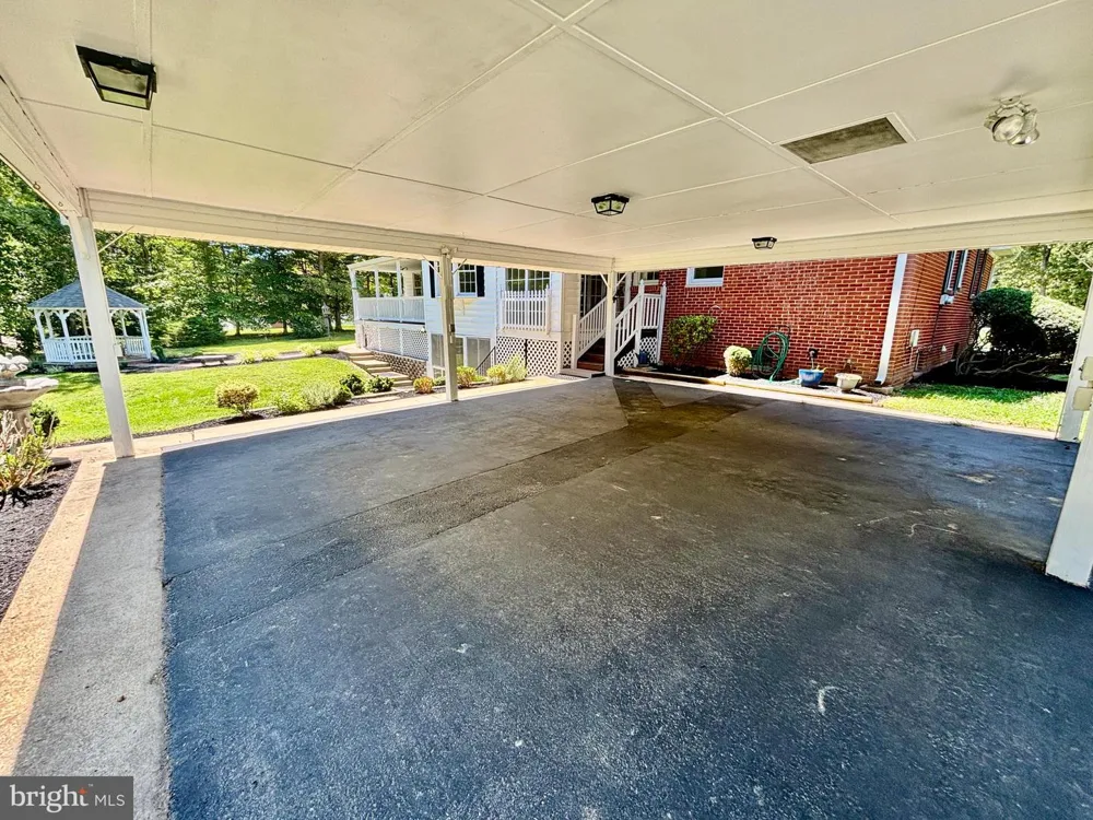 9682 CHARLES STREET La Plata, MD 20646