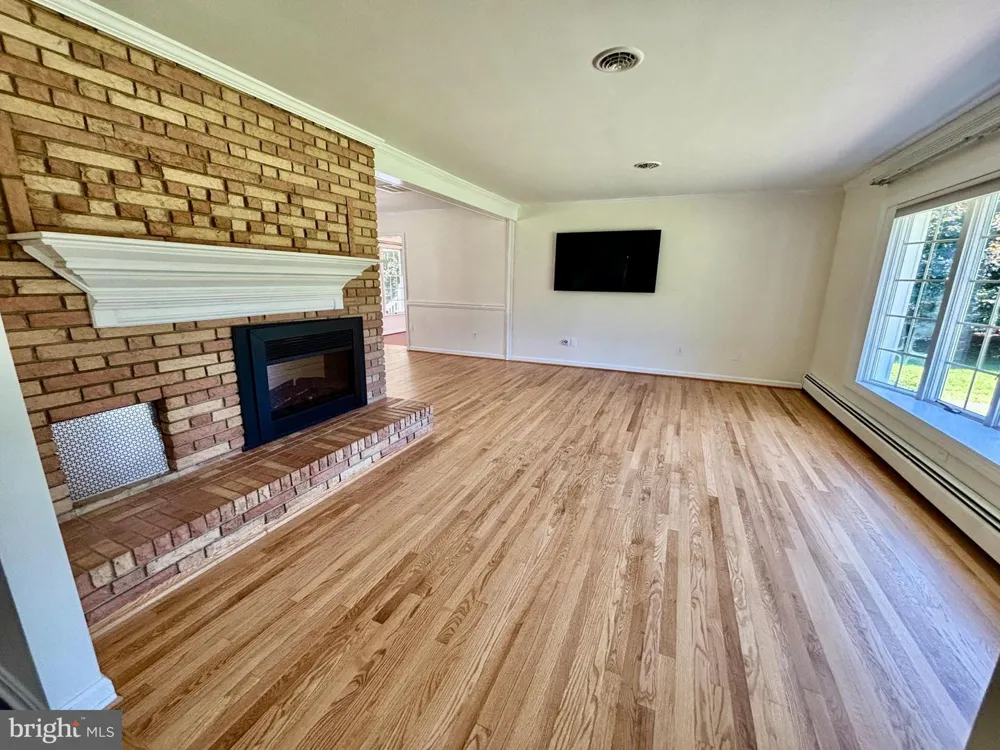 9682 CHARLES STREET La Plata, MD 20646