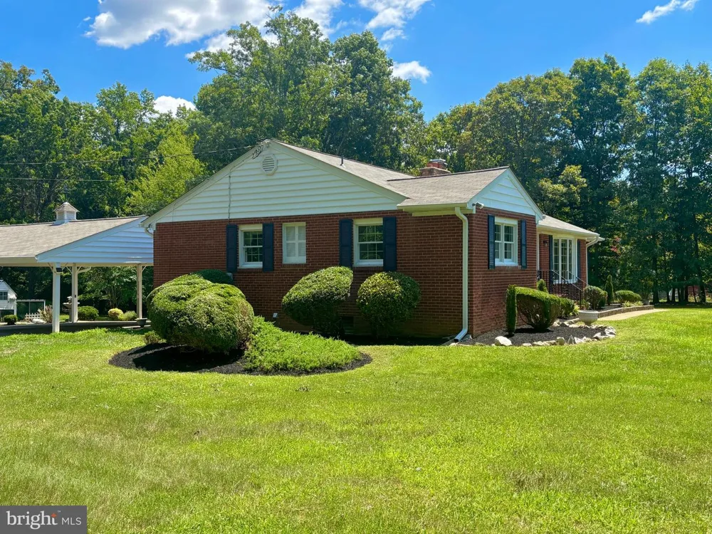 9682 CHARLES STREET La Plata, MD 20646