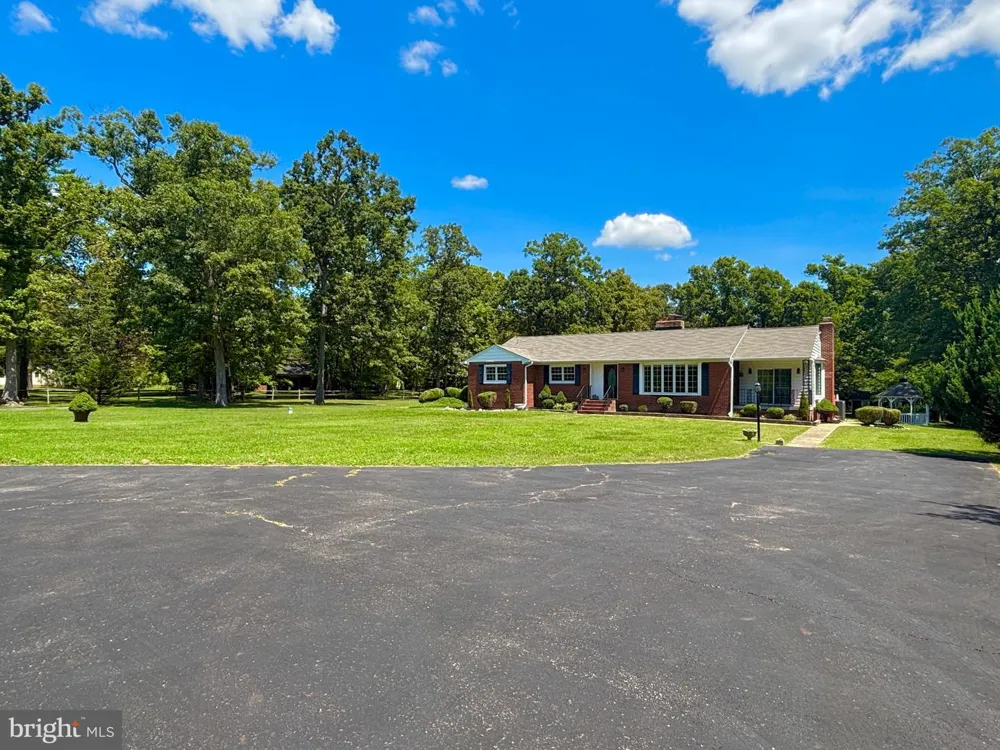 9682 CHARLES STREET La Plata, MD 20646