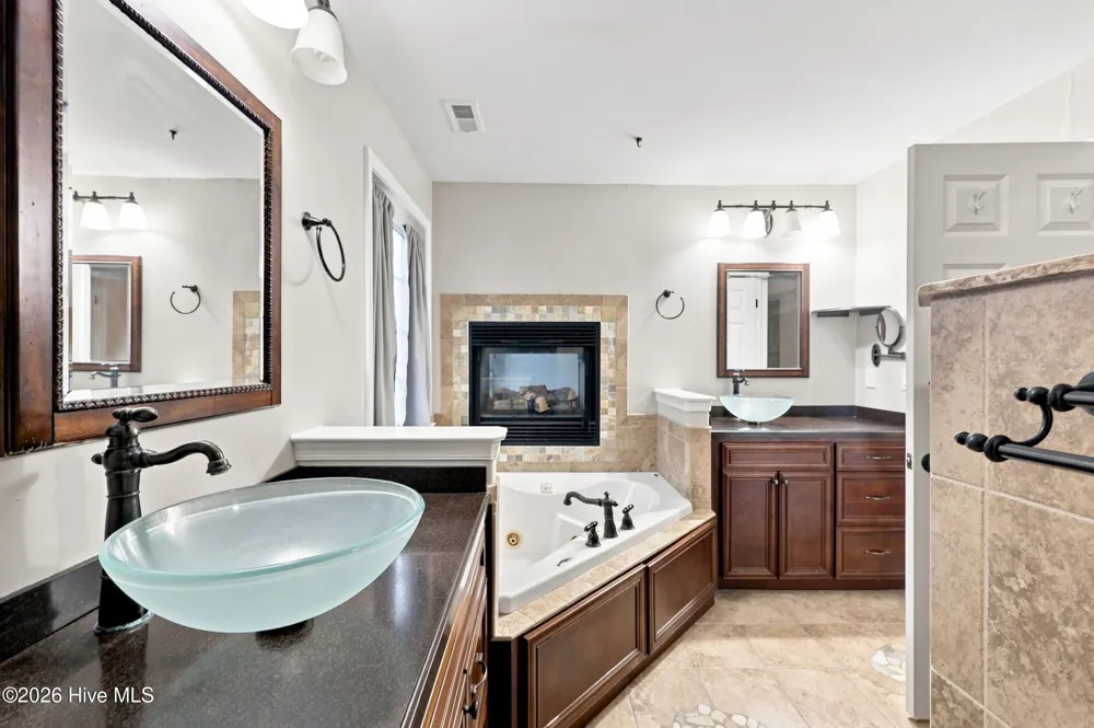 124 Bullyard Station Court Moyock, NC 27958