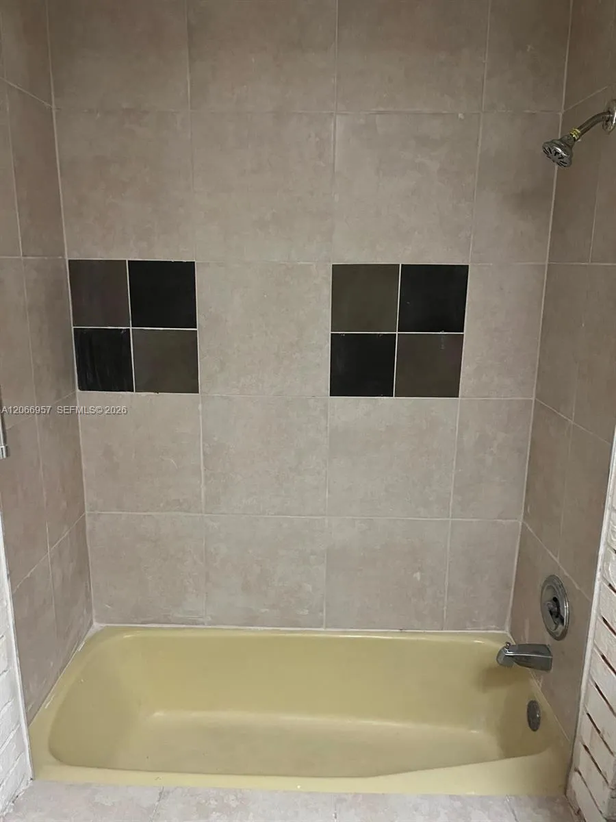 7721 SW 10th Ct #D North Lauderdale, FL 33068