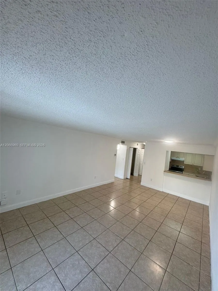 6970 NW 186th St #3-212 Hialeah, FL 33015