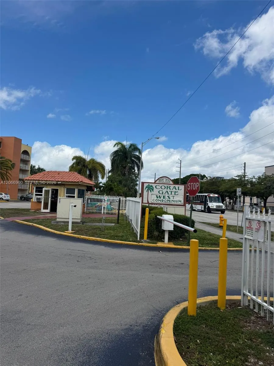 6970 NW 186th St #3-212 Hialeah, FL 33015