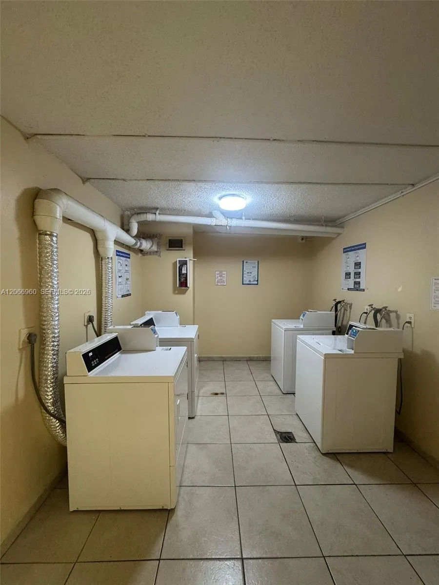 6970 NW 186th St #3-212 Hialeah, FL 33015