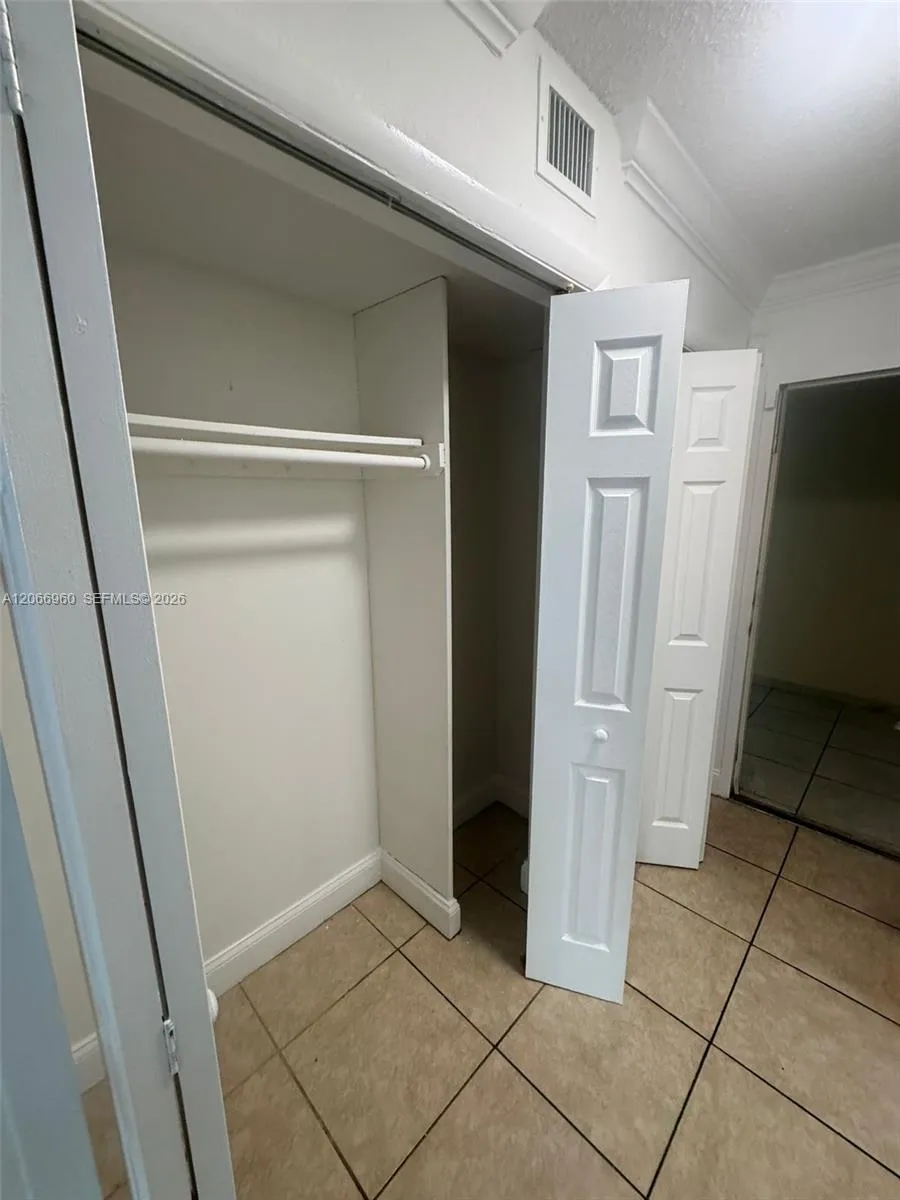 6970 NW 186th St #3-212 Hialeah, FL 33015
