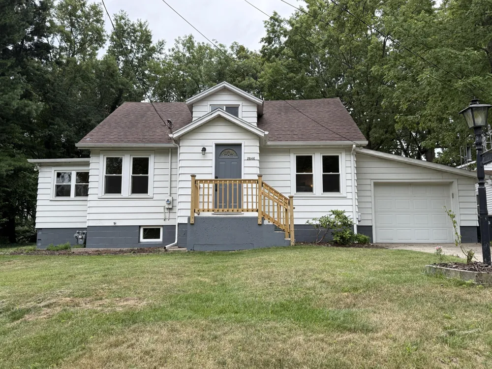 2846 Oak Street Stevensville Village, MI 49127