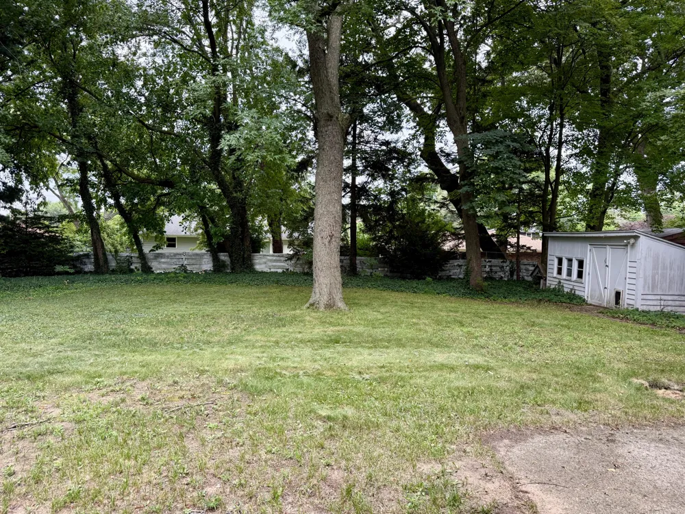2846 Oak Street Stevensville Village, MI 49127