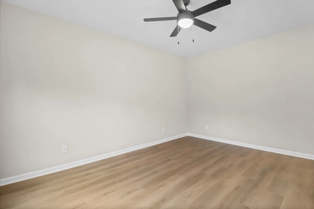409 Cook Dr #B Clarksville, TN 37042