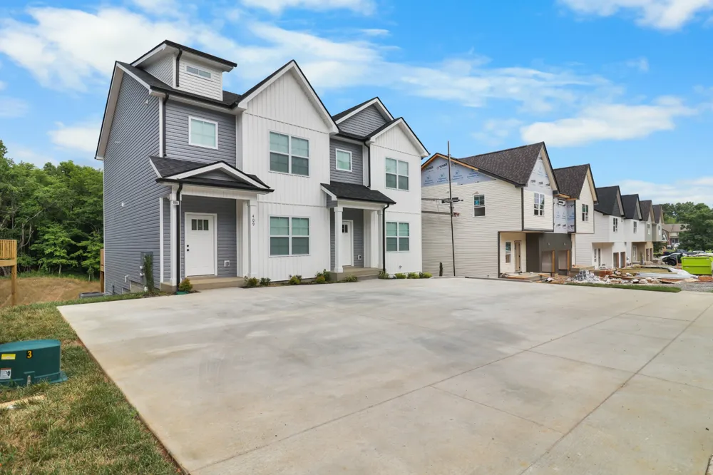 409 Cook Dr #B Clarksville, TN 37042