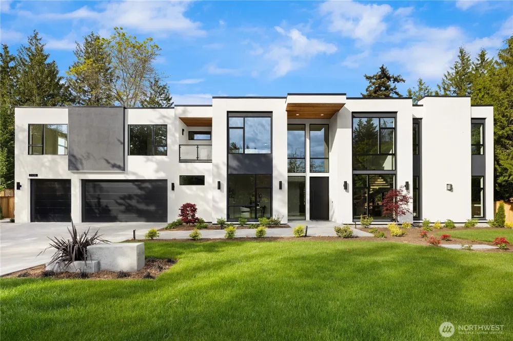 2436 82nd Avenue NE Medina, WA 98039