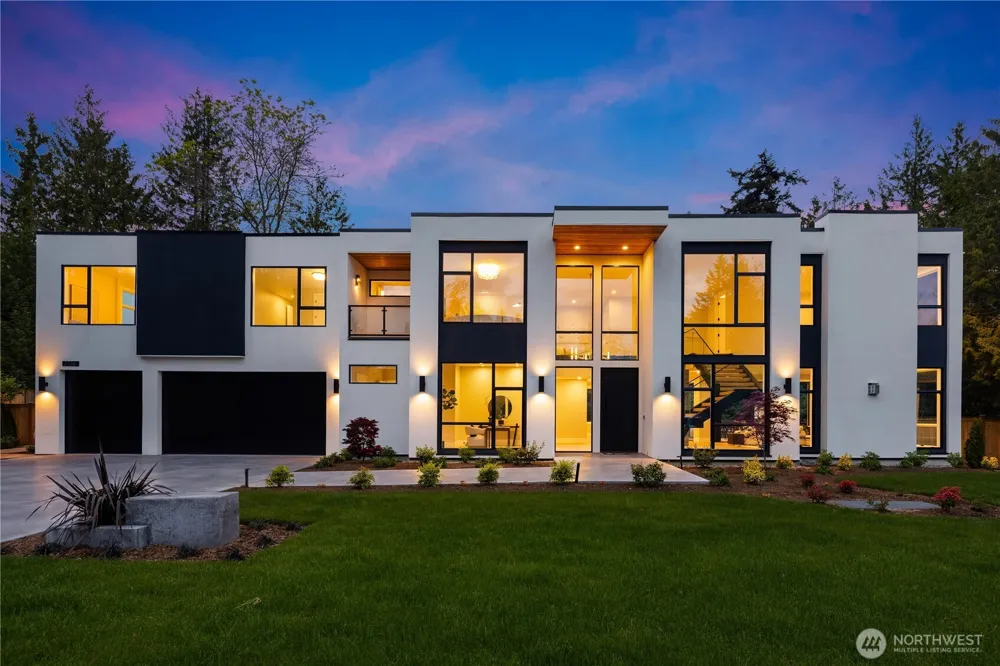 2436 82nd Avenue NE Medina, WA 98039