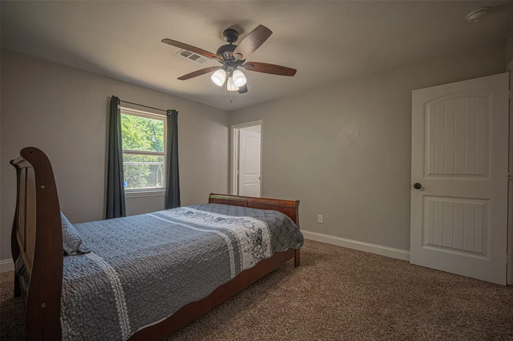 611 S Dallas Street Palmer, TX 75152