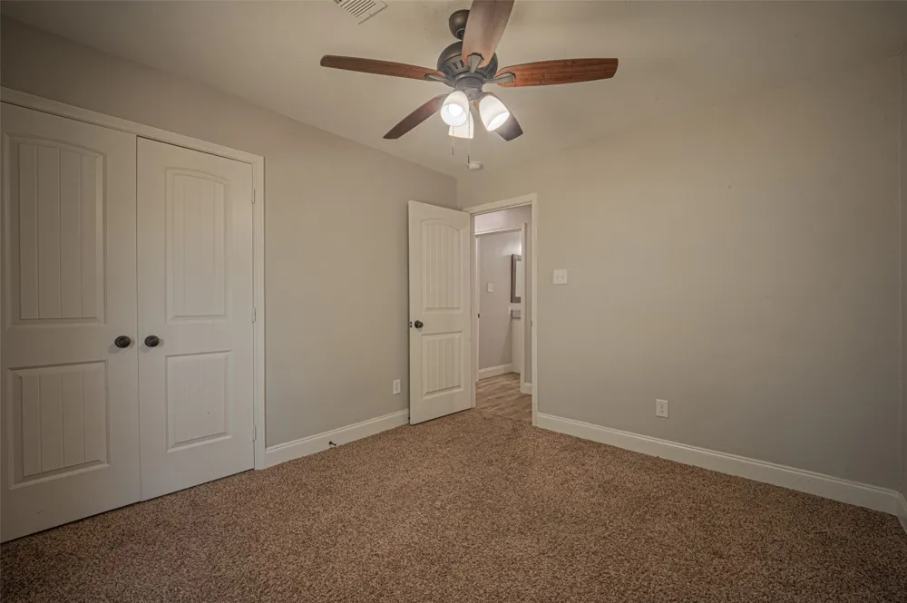 611 S Dallas Street Palmer, TX 75152
