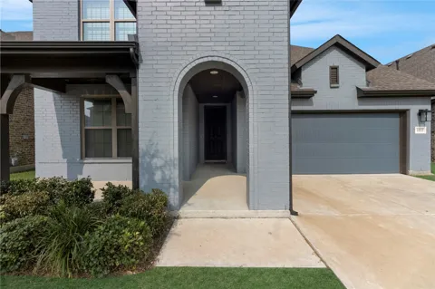 1033 Parkfield Road