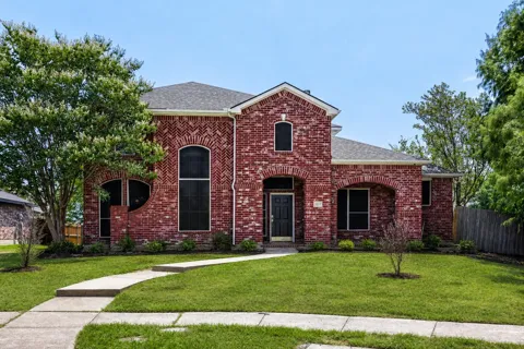1013 Hampstead Drive