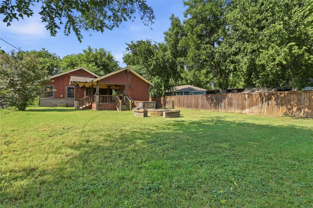 815 Brazos Street Graham, TX 76450