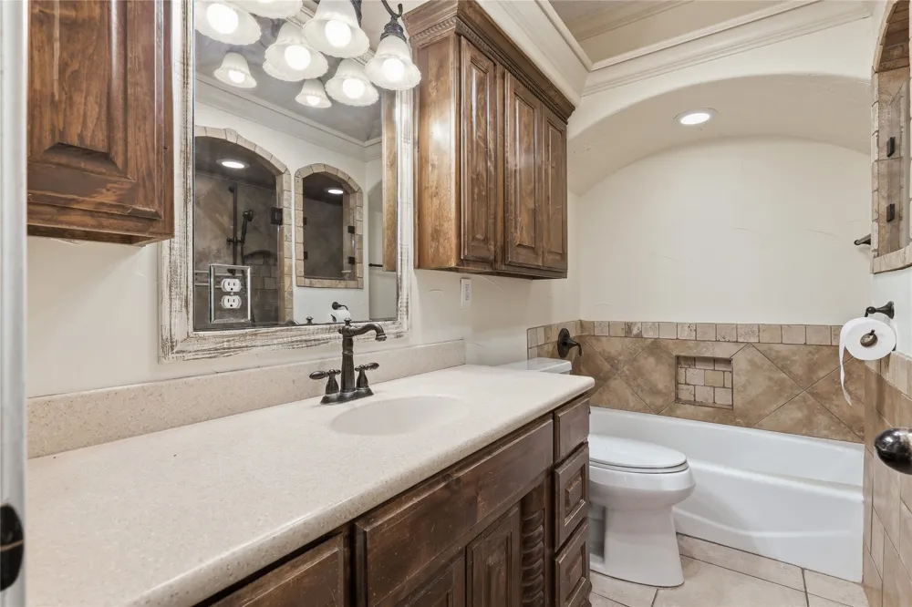 815 Brazos Street Graham, TX 76450
