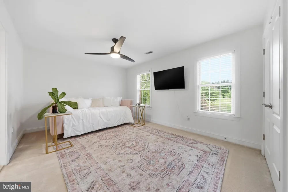 10908 SASSAN LANE Hagerstown, MD 21742