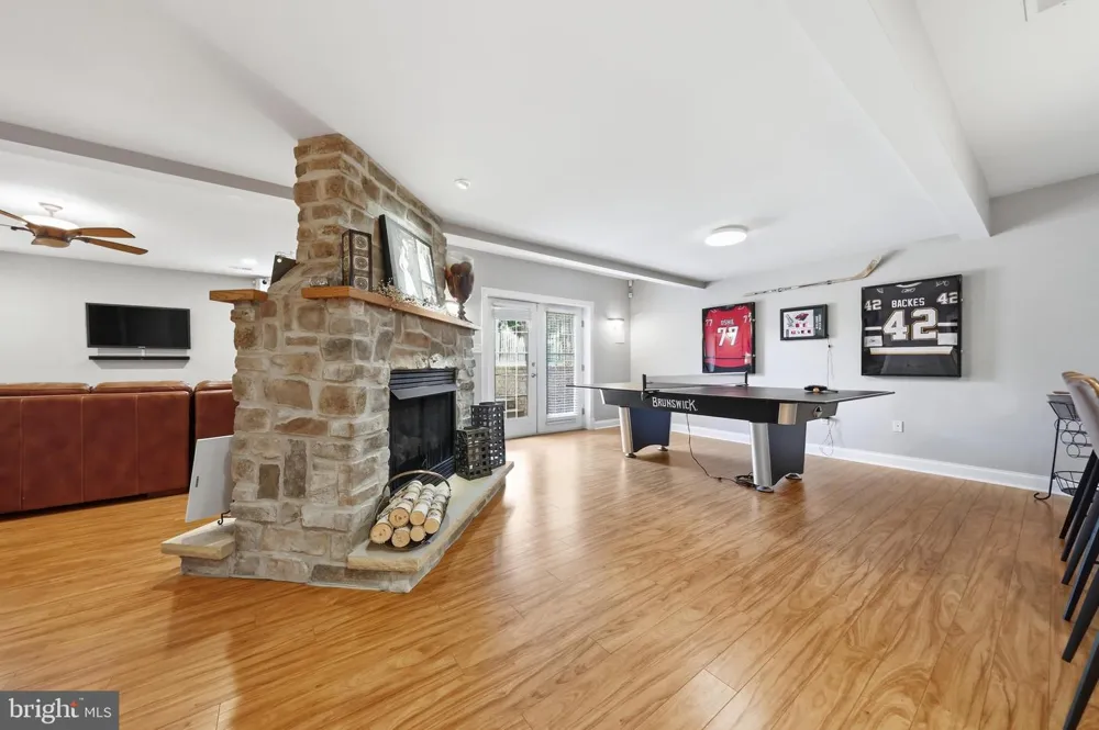 10908 SASSAN LANE Hagerstown, MD 21742