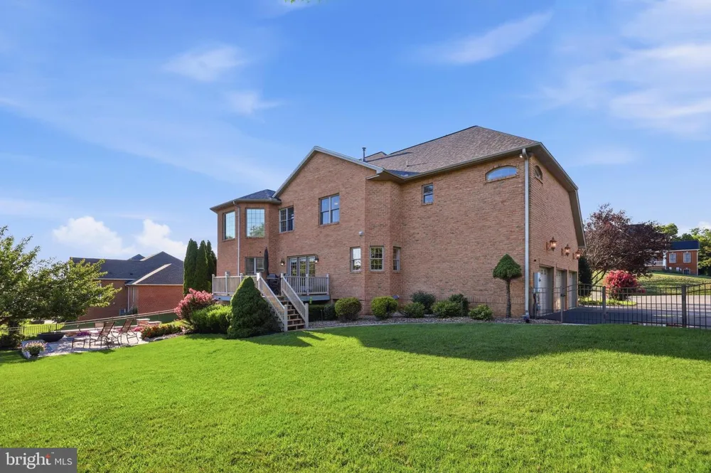10908 SASSAN LANE Hagerstown, MD 21742