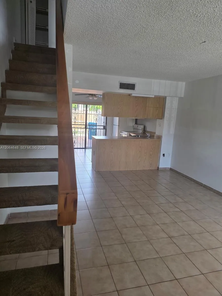 1823 SW 107th Ave #1602 Miami, FL 33165