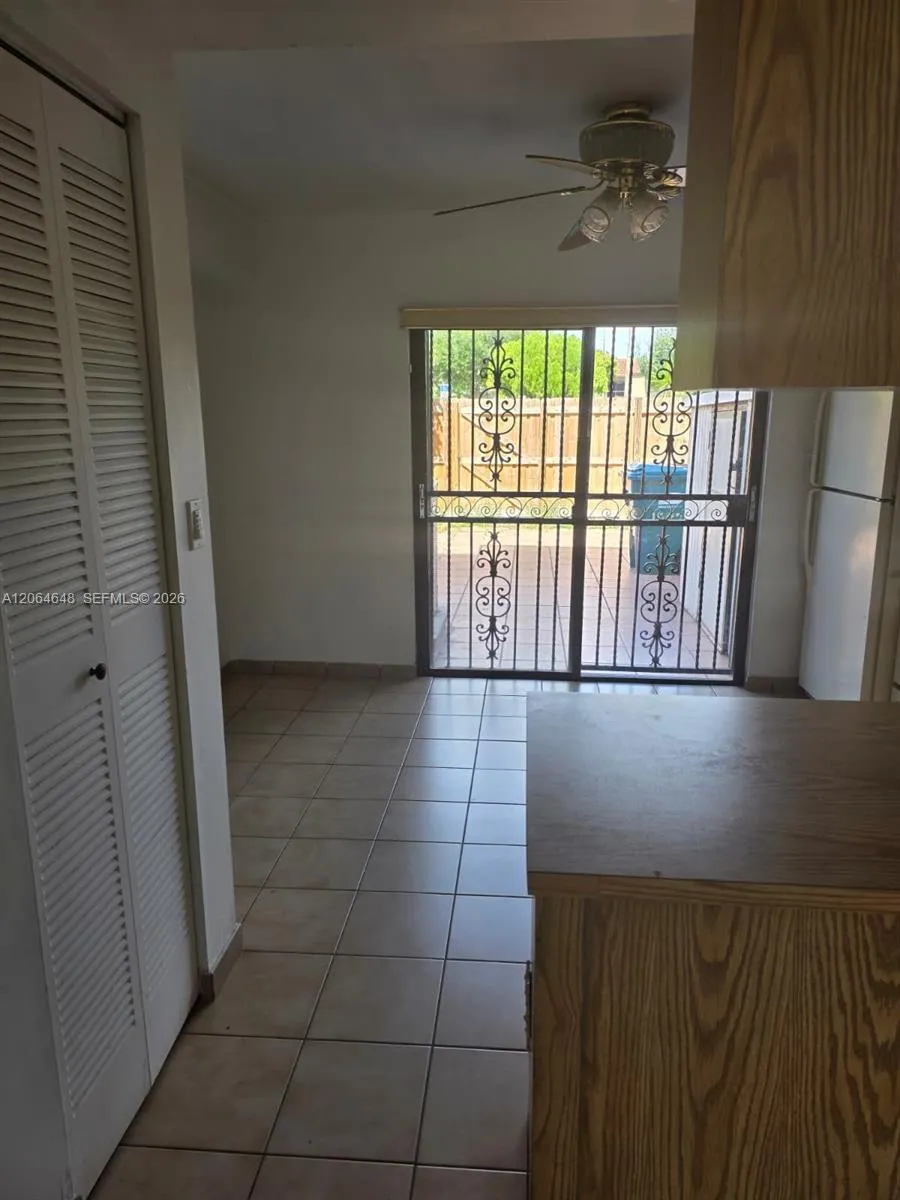 1823 SW 107th Ave #1602 Miami, FL 33165