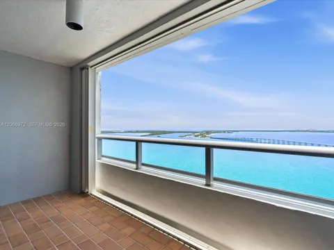 1541 Brickell Ave #B3804