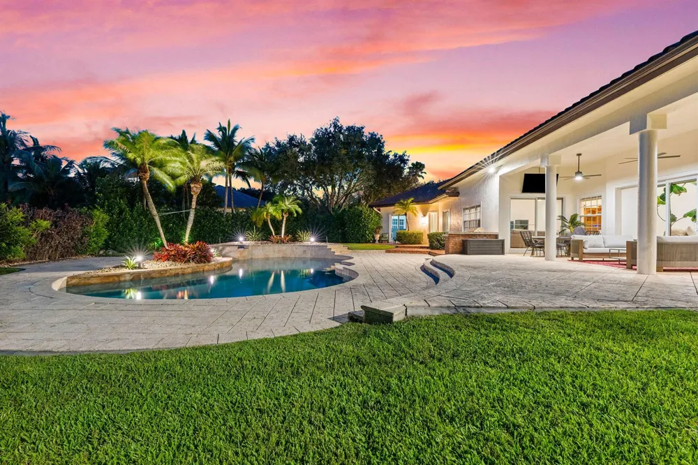 4051 E RIDGEVIEW DRIVE Davie, FL 33330