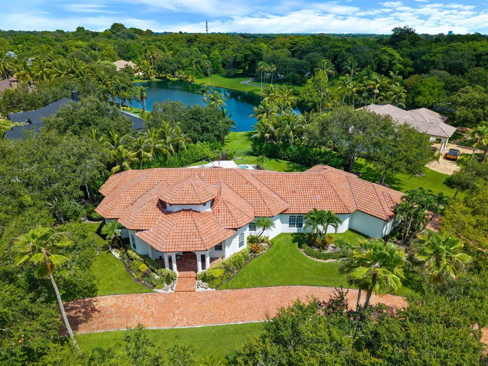 4051 E RIDGEVIEW DRIVE Davie, FL 33330